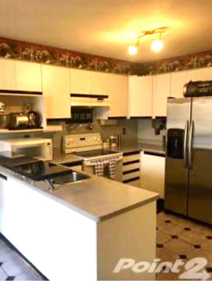 Mississauga Complete Two Story Home Renovation
