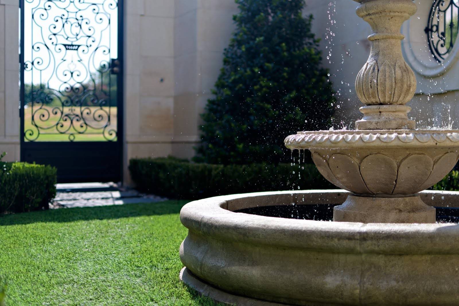 Fountain splash