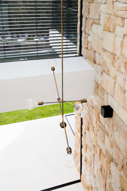 BAY VIEW HOUSE contemporary