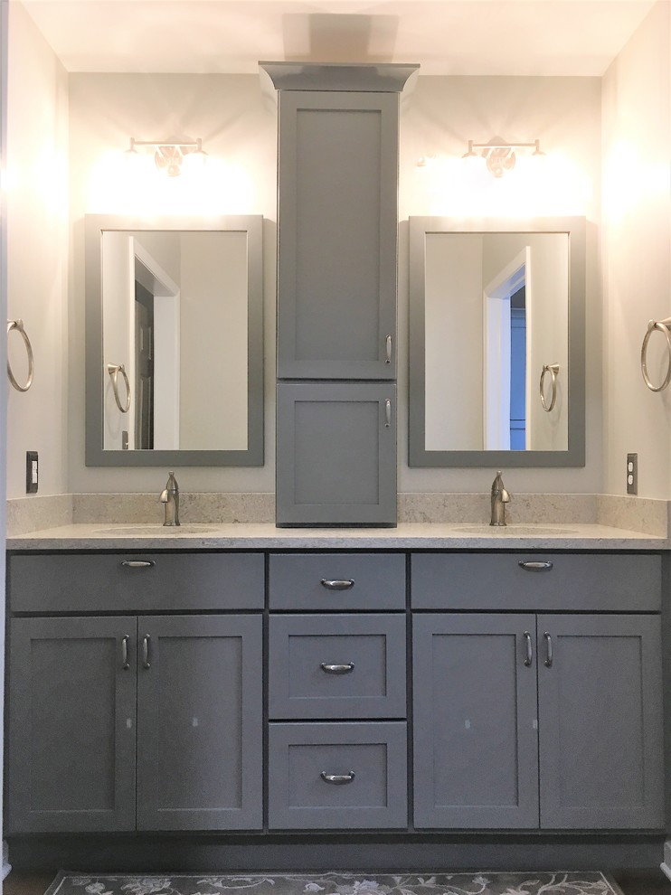 Home design - transitional home design idea