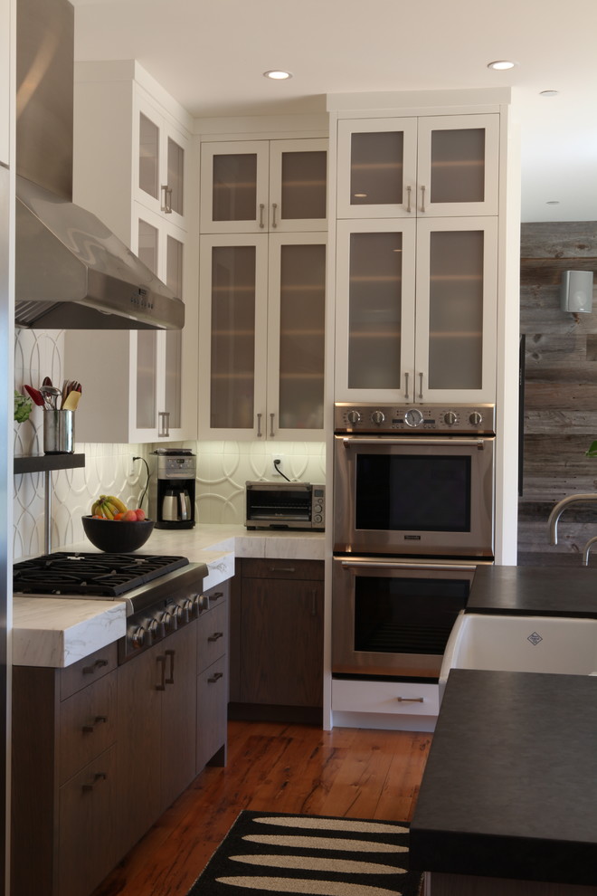 Design ideas for a mid-sized beach style kitchen in San Francisco.