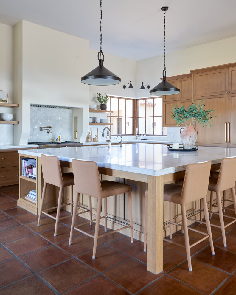 Kitchen - transitional kitchen idea in Phoenix