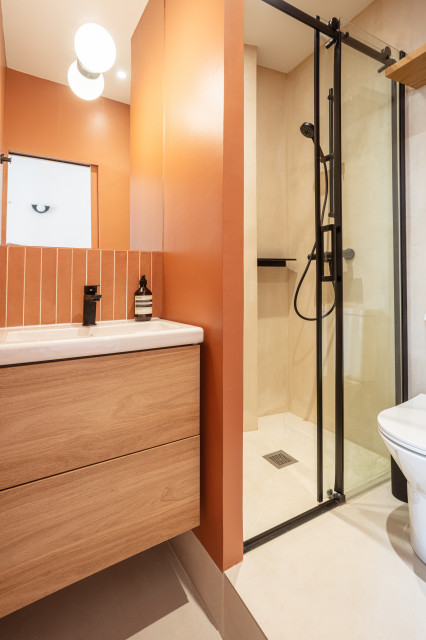 R&eacute;novation compl&egrave;te d'un deux pi&egrave;ces &agrave; Paris minimalistisch-badezimmer