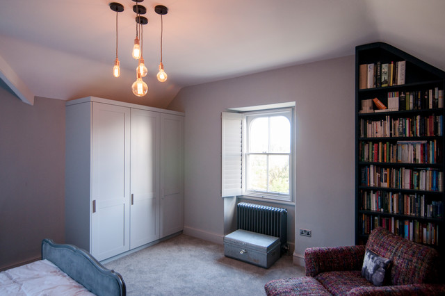 Simple Classic Wardrobe modern-ankleidezimmer