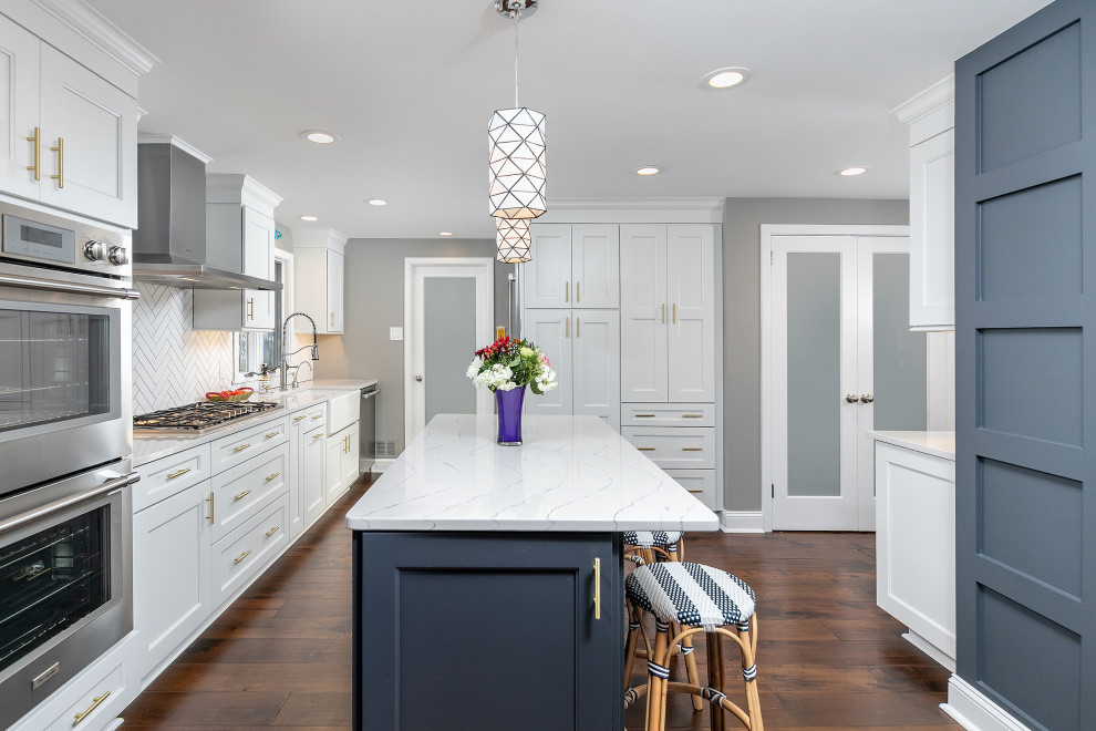 Kitchen & Dining Room with Oyster White & Blue Island Moorestown Transitional