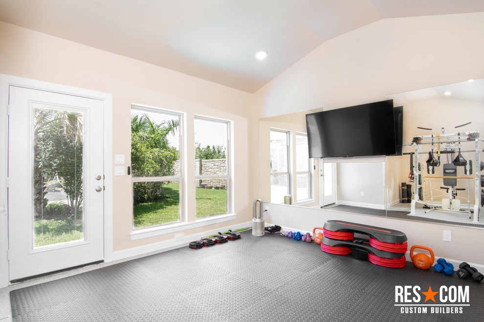 Workout Room - Charlton Ridge