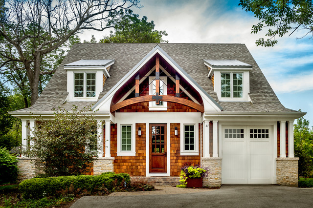 Craftsman House with Shed Dormer: Timeless Style Meets Functional Storage