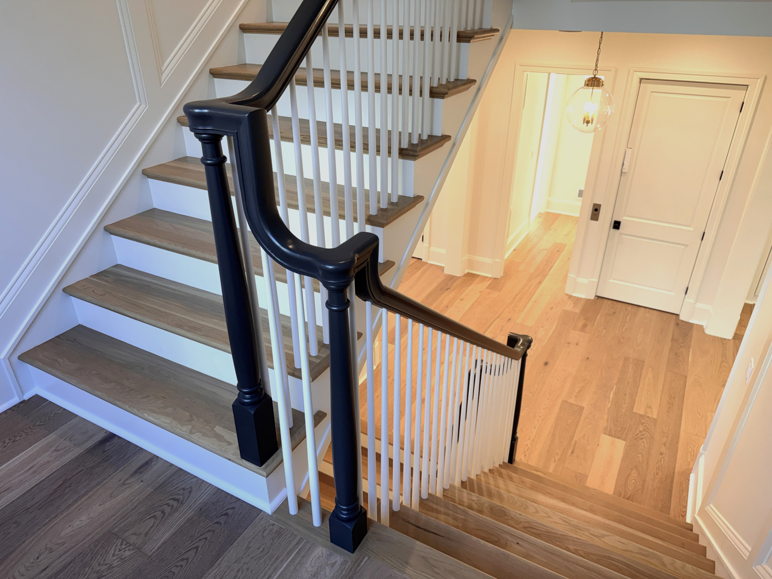 Project #160 | Traditional Box Stair with Gooseneck Handrail