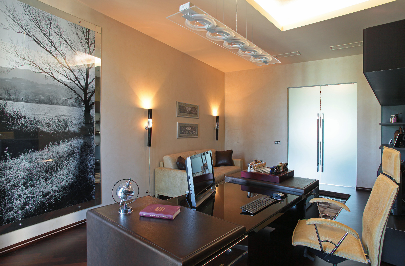 КВАРТИРА В СОВРЕМЕННОМ СТИЛЕ ДЛЯ МОЛОДОГО ЧЕЛОВЕКА