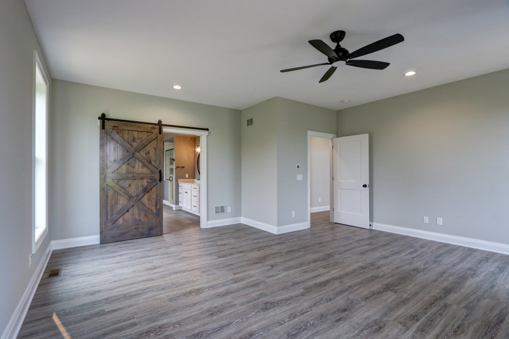 Farmhouse style in Bath Township