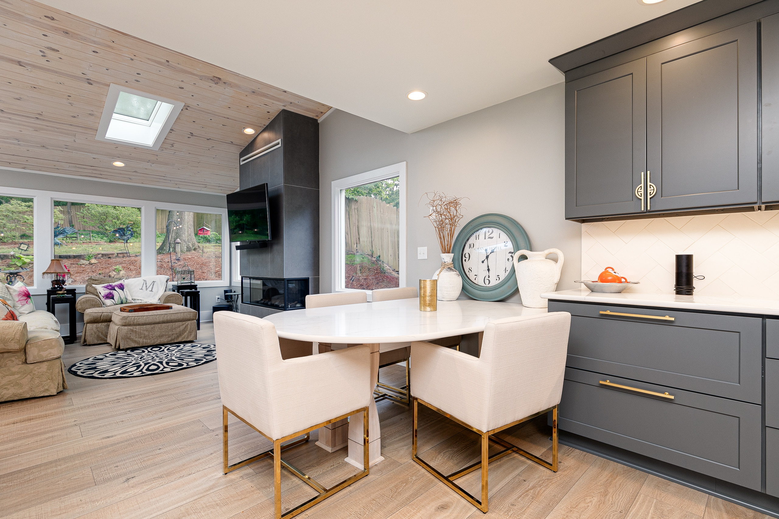 Recent Kitchen/ Breakfast Area Reno