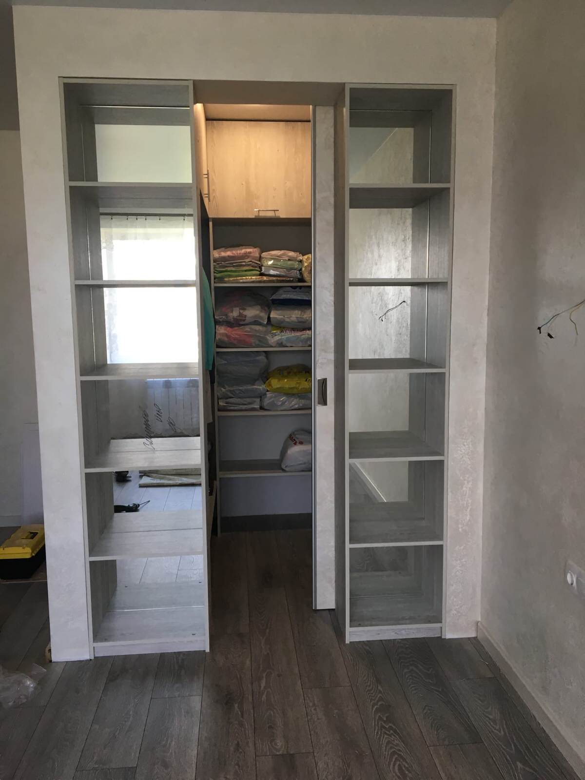 egger h1401, декоративная штукатурка, подвесная система "НАЙДИ"