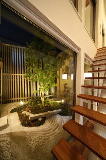 川を望む家 patio