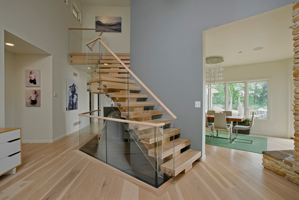 Design ideas for a contemporary staircase in Baltimore.