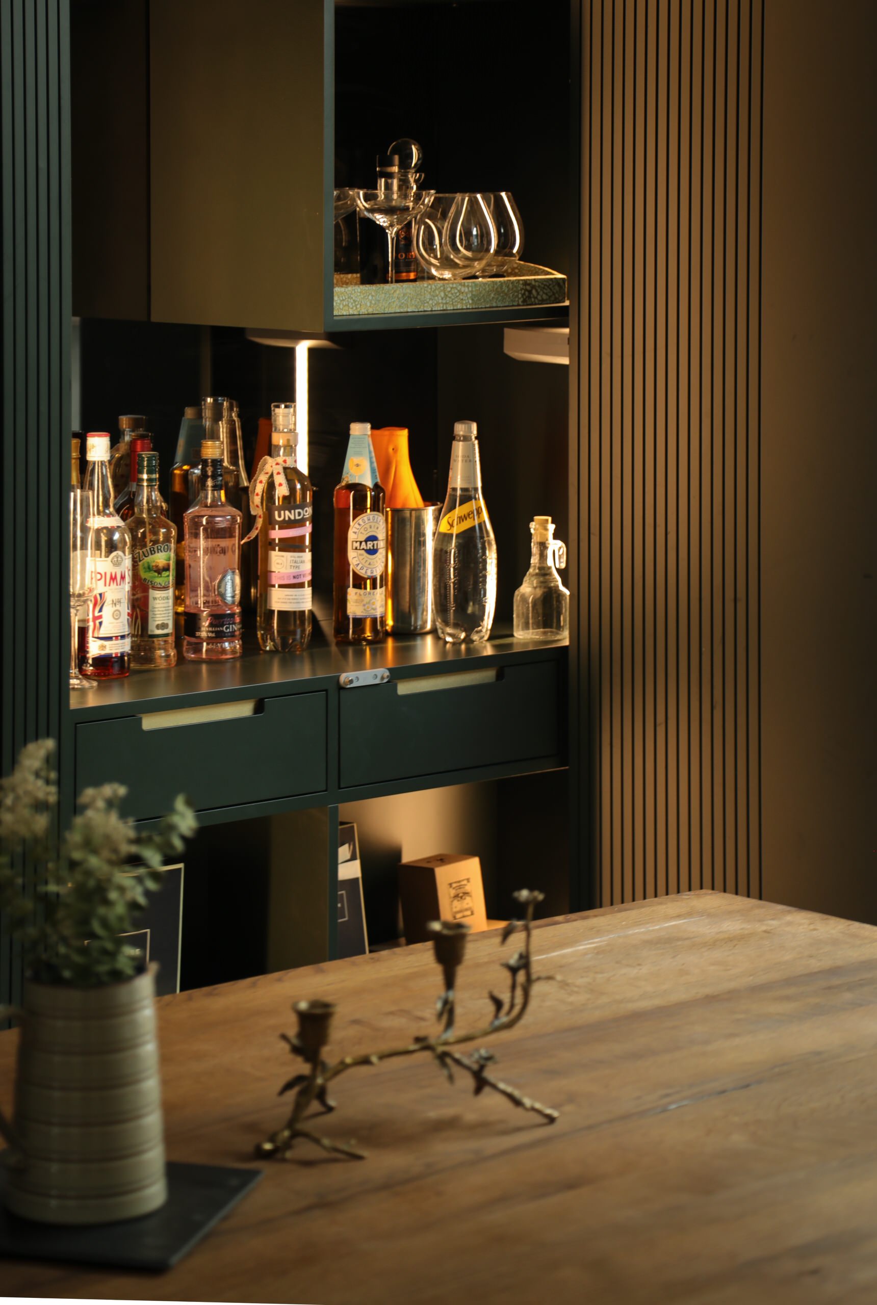 Drinks And Dining Cabinetrty