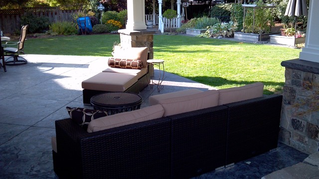 Cedar Mill modern-patio