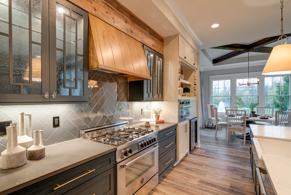 Example of an arts and crafts kitchen design in Indianapolis