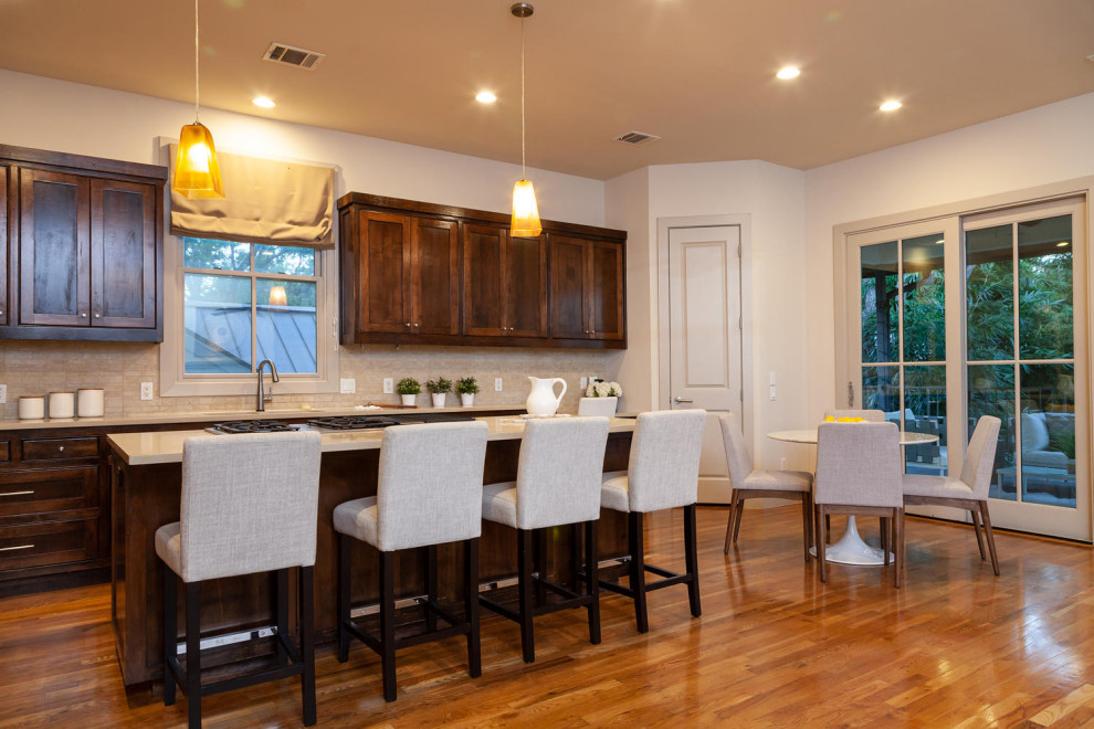 Example of a transitional kitchen design in Austin