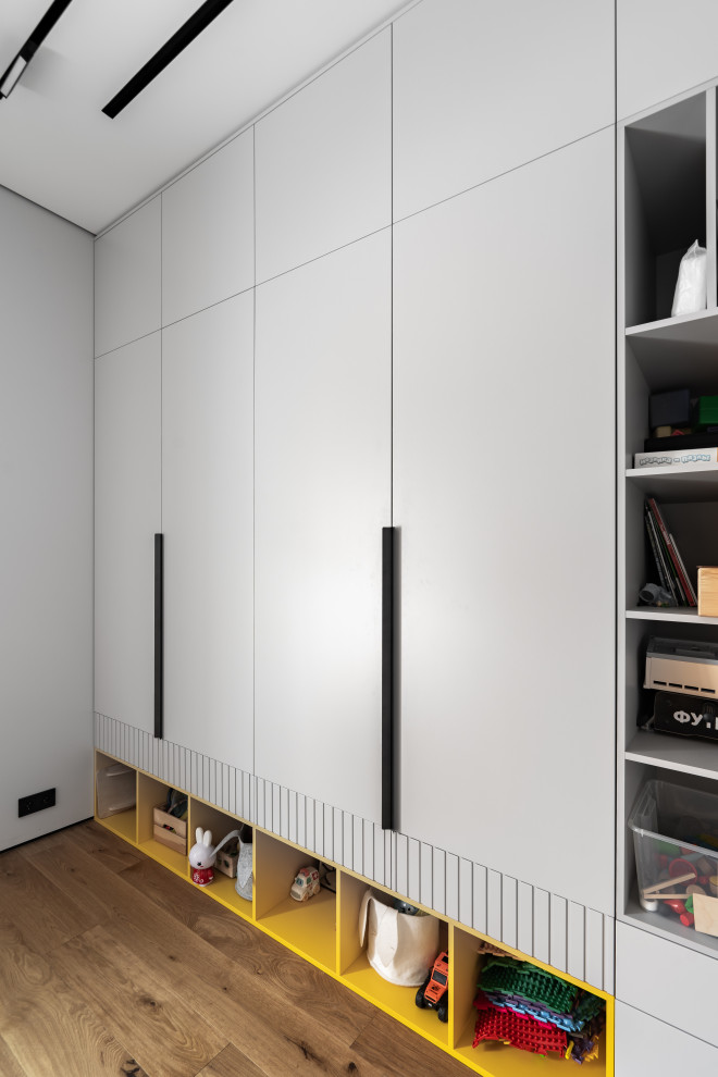 Шкаф в детскую