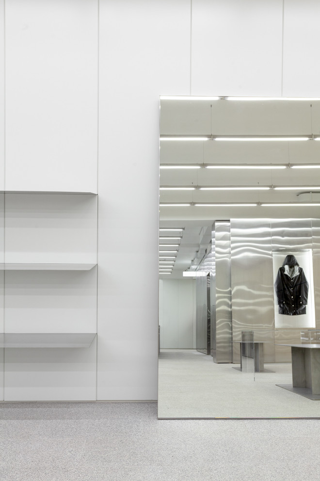 Флагманский магазин SHU в Санкт-Петербурге