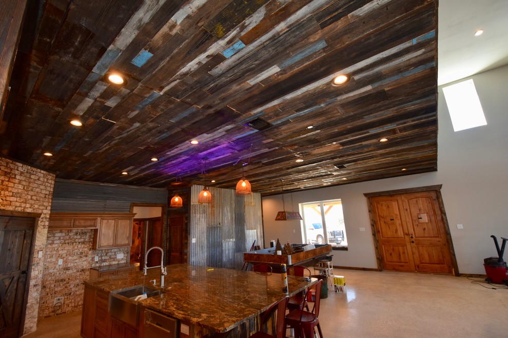 Home design - rustic home design idea in Austin