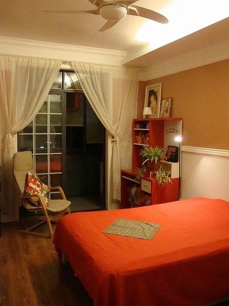 Photo of an asian bedroom in Hong Kong.
