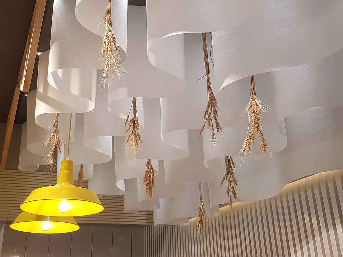 Декоративный потолок для магазина Органик клаб в Москве