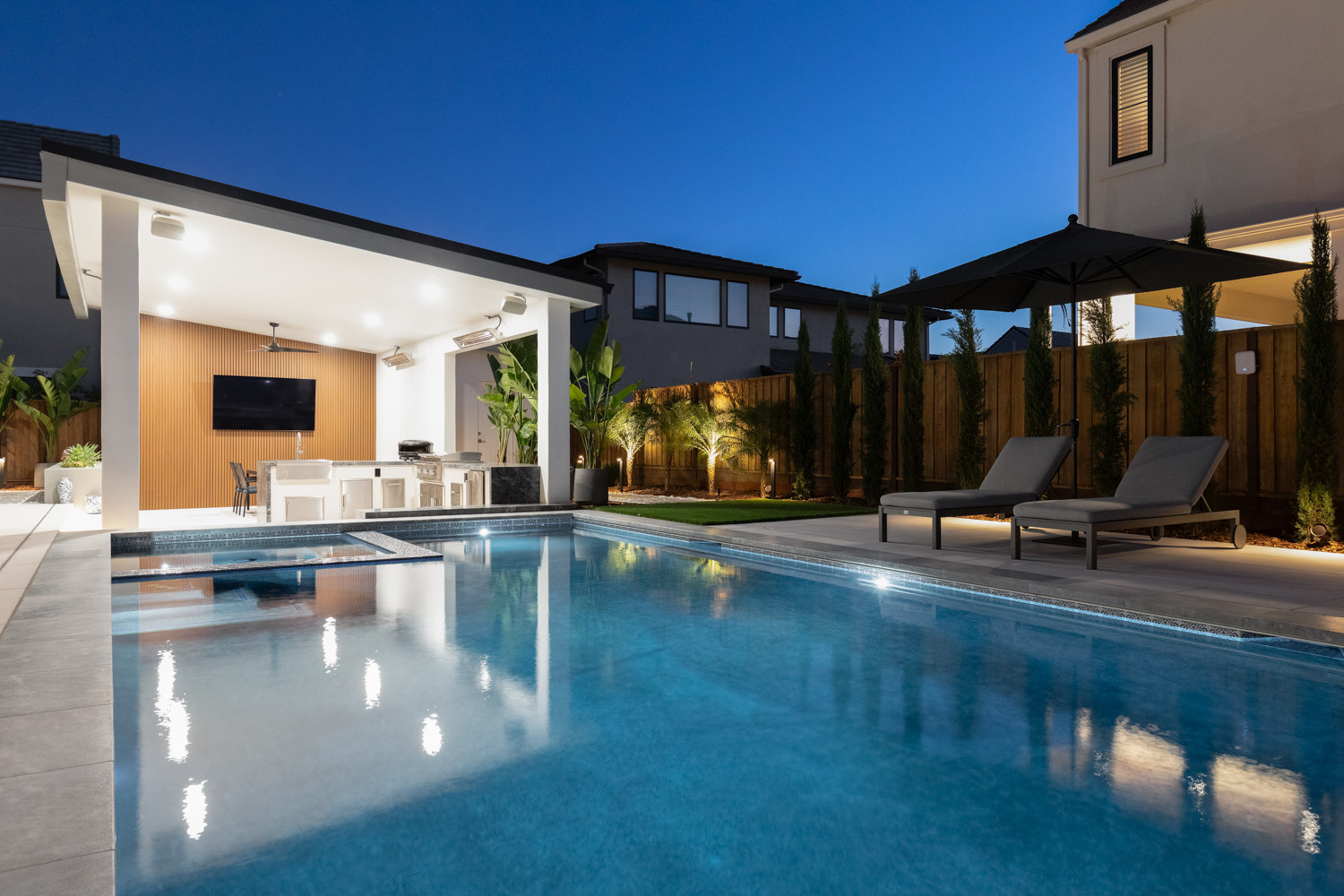 Borello Estates - Pool Party Place