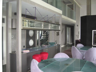 Home design - transitional home design idea