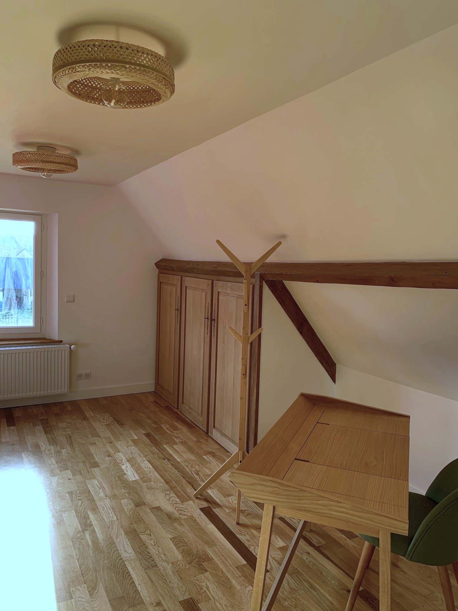 Aménagement de deux espaces chambres de réception dans une maison de campagne