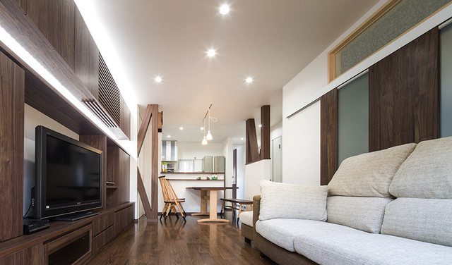 Ldkに集う息子夫婦と孫たち 柱と収納 Other By Toto株式会社 Toto Ltd Houzz Au