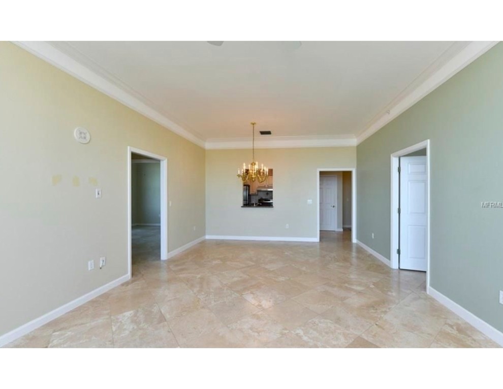 Florida Condo - What paint colors would be good for this space