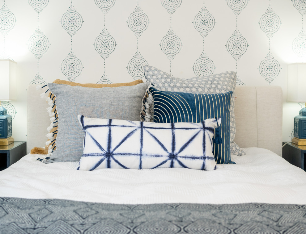 Design ideas for a medium sized nautical bedroom in Baltimore.