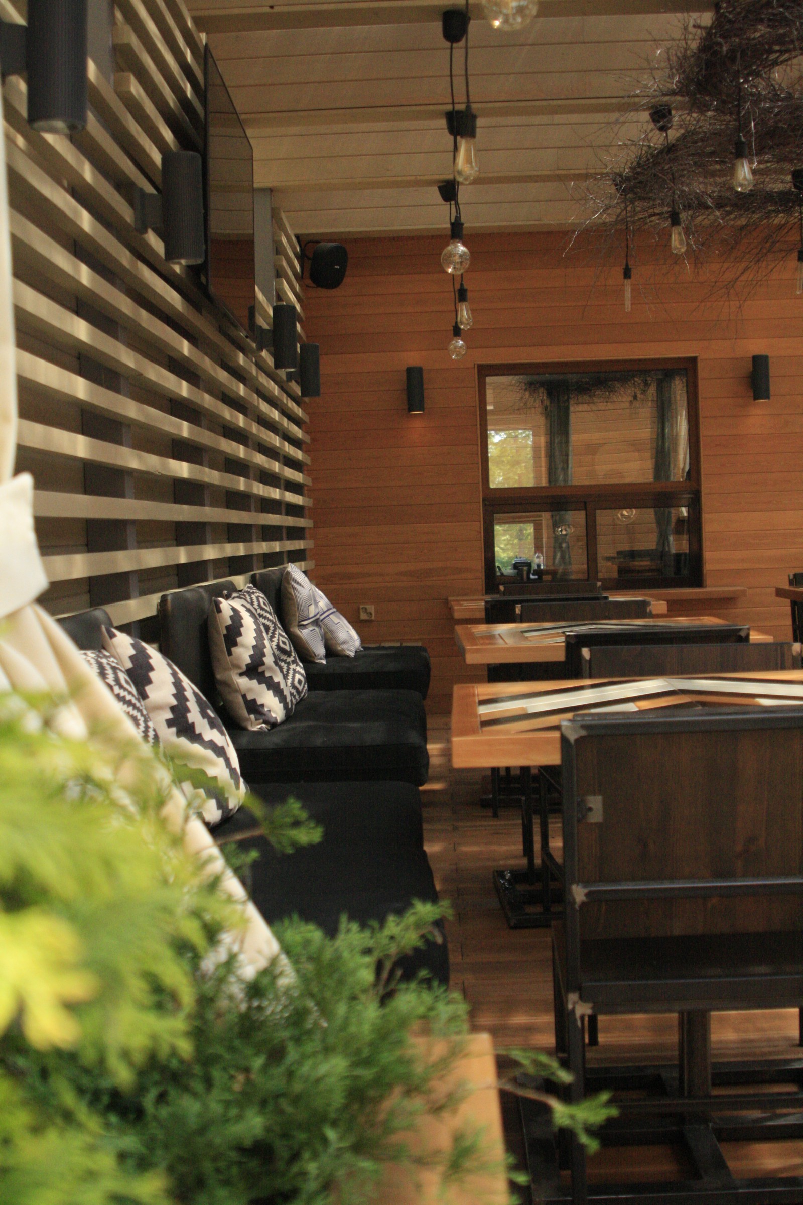 Декорирование летней террасы Ресторана