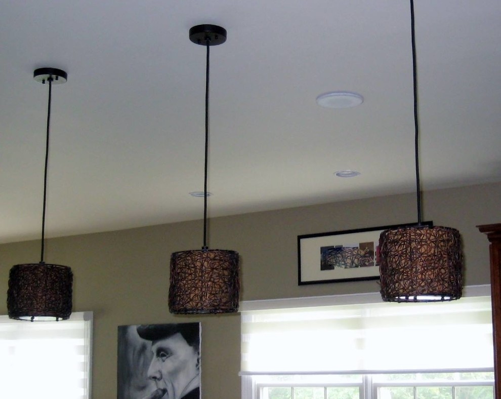 Kitchen - transitional kitchen idea in St Louis