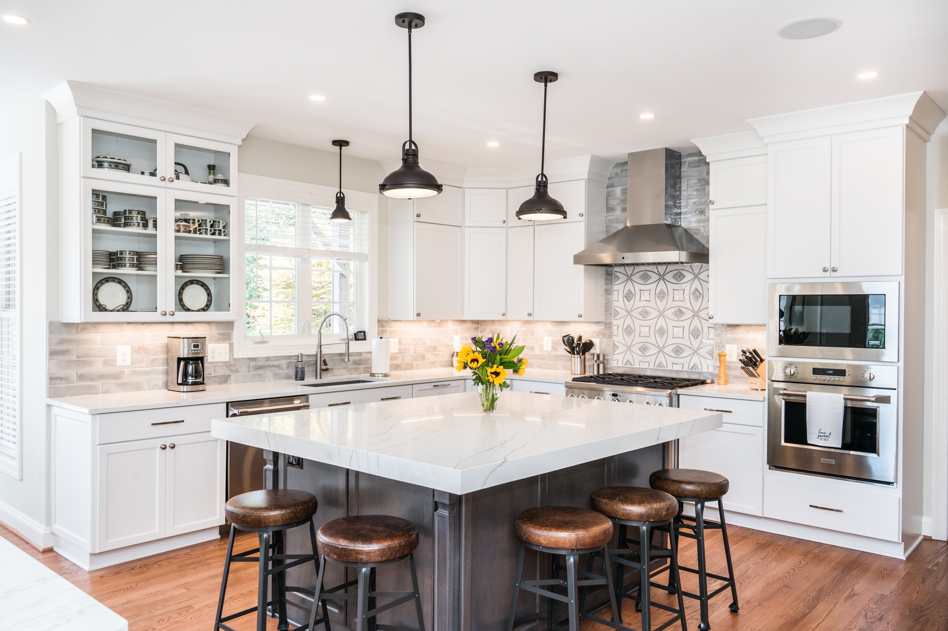White Shaker Kitchen with Chunky Island Countertop