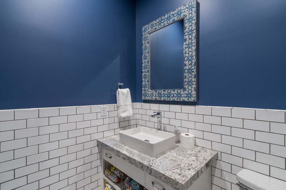 Home design - transitional home design idea in Phoenix