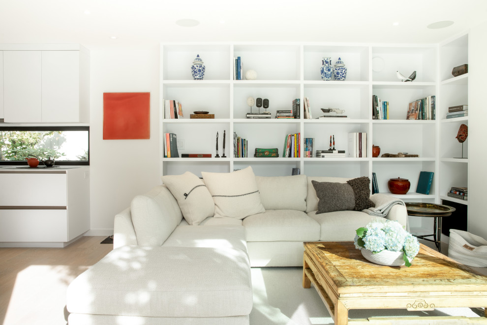 This is an example of a contemporary family room in Vancouver.