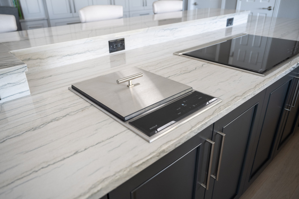 Kitchen - kitchen idea in Denver