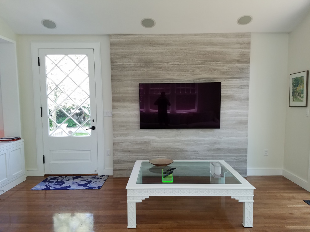 Transitional home design photo in Boston