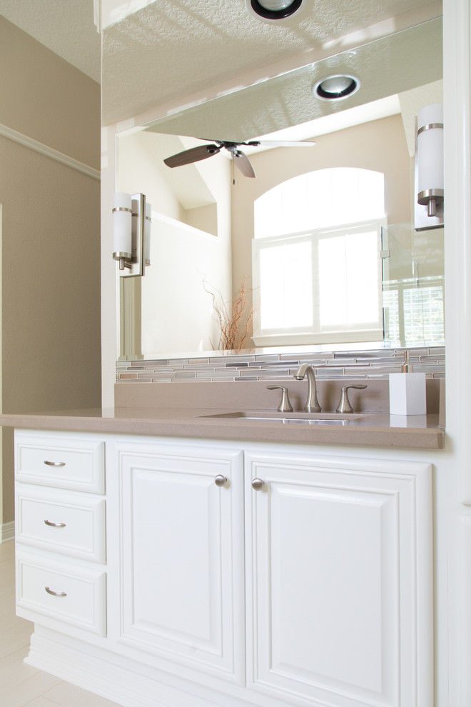 Mid-sized transitional master beige tile and glass sheet bathroom photo in Houston