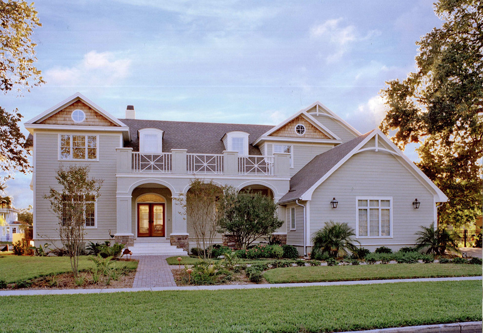 Inspiration for a beach style exterior in Tampa.