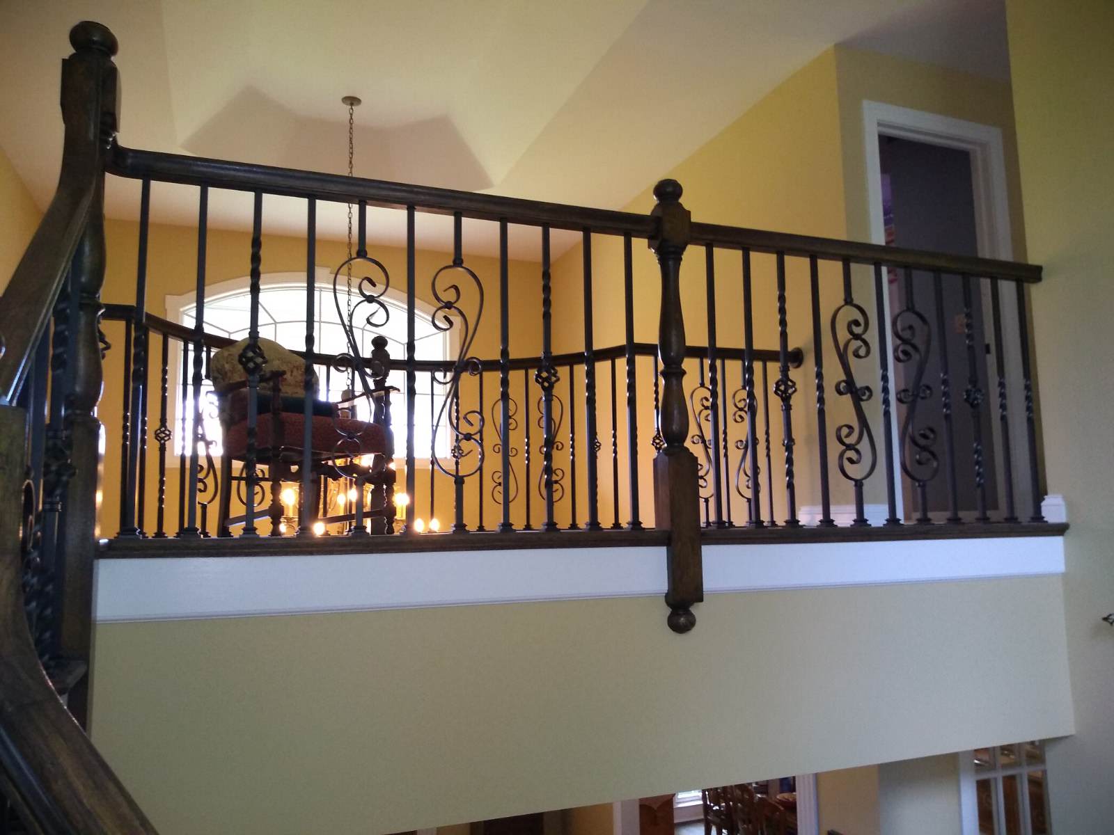 Grande Staircase with Juliette balcony