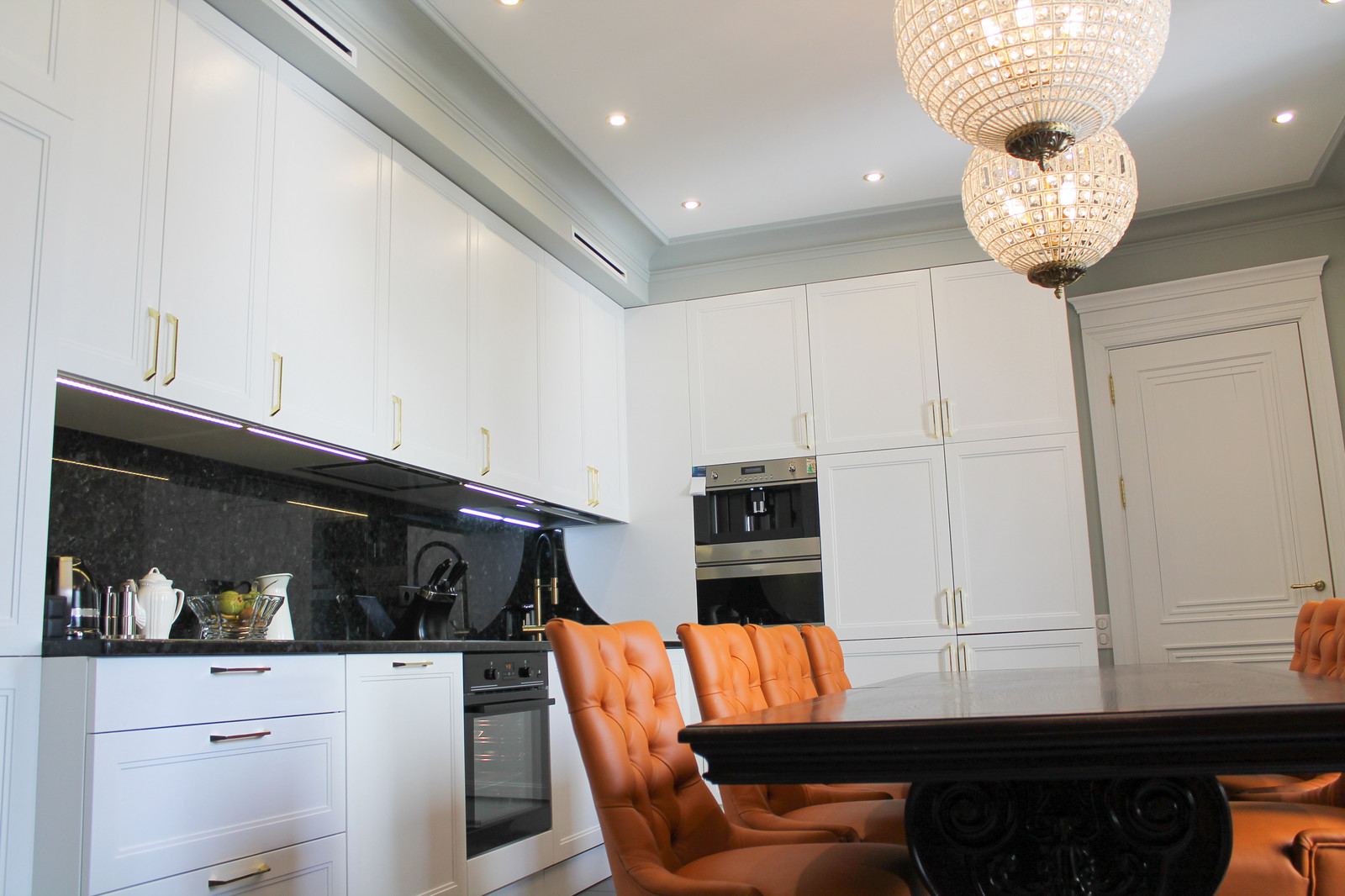 Современная классика в черно-белом исполнении