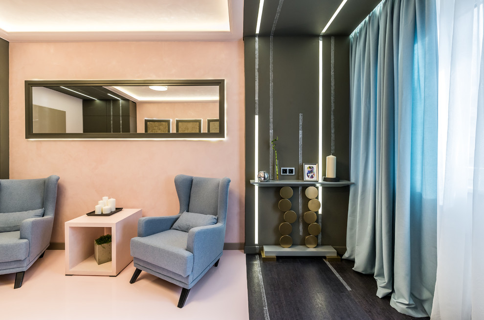 Гостиная под розовой пудрой