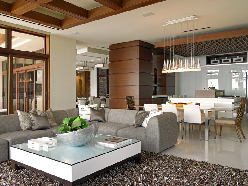 Kitchen - kitchen idea in Miami