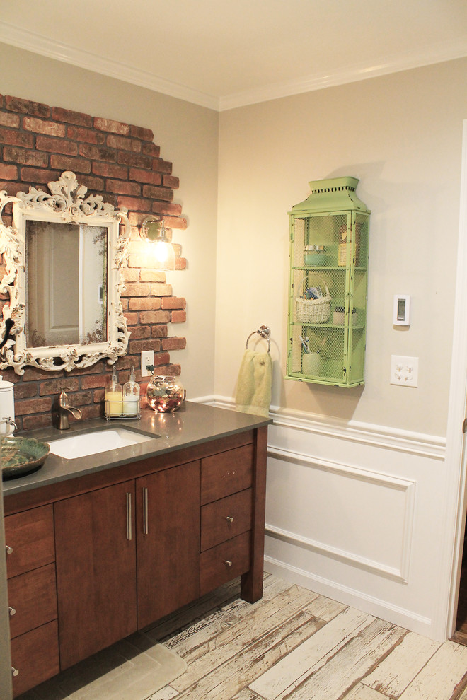Inspiration for a mid-sized rustic home design remodel