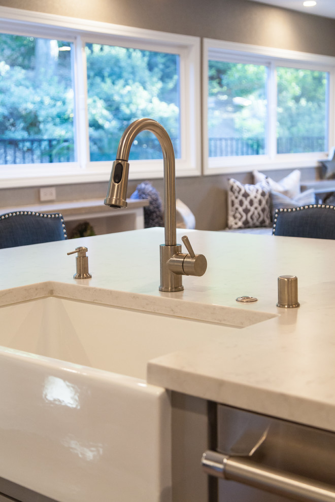 Inspiration for a transitional kitchen remodel in Orange County