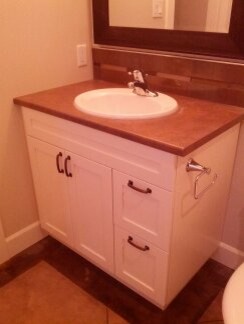 Bathroom - transitional bathroom idea