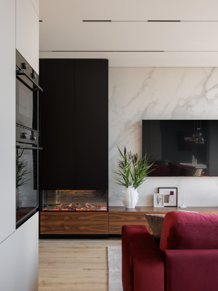 Современная квартира с бордовыми акцентами в ЖК "Притяжение" - 146 м2